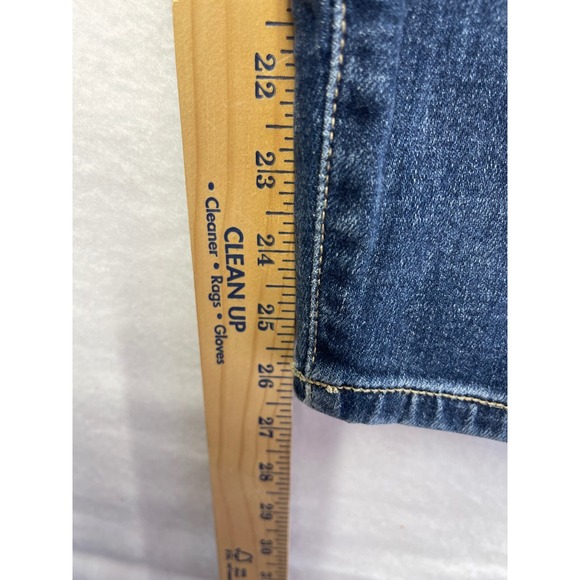 Judy Blue  Womens 14W Boyfriend Fit Distressed Jeans Blue Denim
Streetwear Boho - Picture 8 of 8